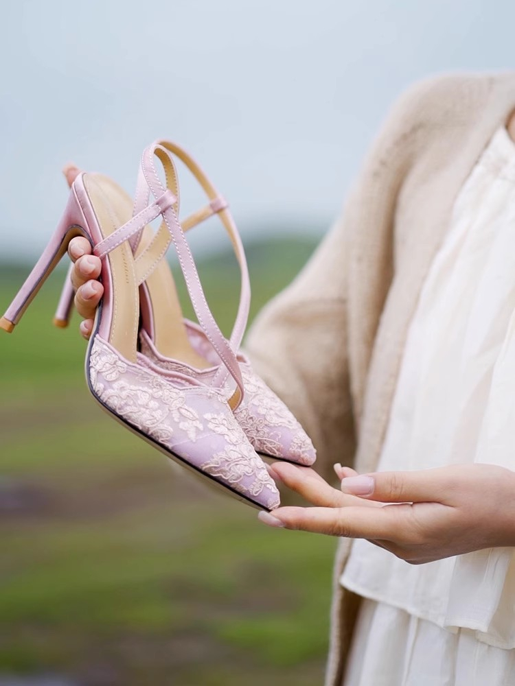 Sepatu Hak Stiletto Datar Musi - Wide Fit Heels ulasan dan harga